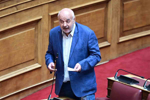 Καραθανασόπουλος: Επίκαιρη ερώτηση για την καταστροφή των κτηνοτρόφων σε περιοχές της Ηλείας που έχει εμφανιστεί η νόσος του καταρροϊκού πυρετού