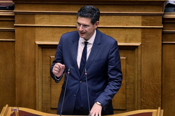 Καλαματιανός: «Το νερό είναι δημόσιο αγαθό και ανθρώπινο δικαίωμα»