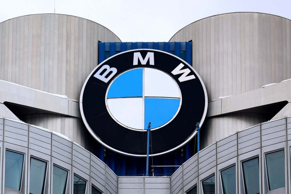 BMW: Πρόγραμμα εθελουσίας εξόδου για 8.000 εργαζομένους στη Γερμανία