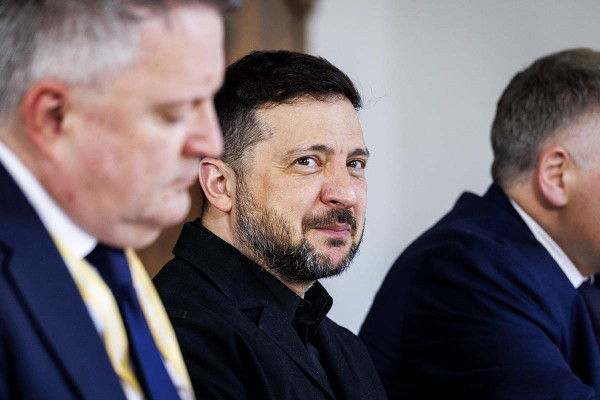 Ζελένσκι: Χαιρετίζει το ξεμπλοκάρισμα δανείου 90 δισ. ευρώ από την ΕΕ - «Στέλνει το σωστό μήνυμα»