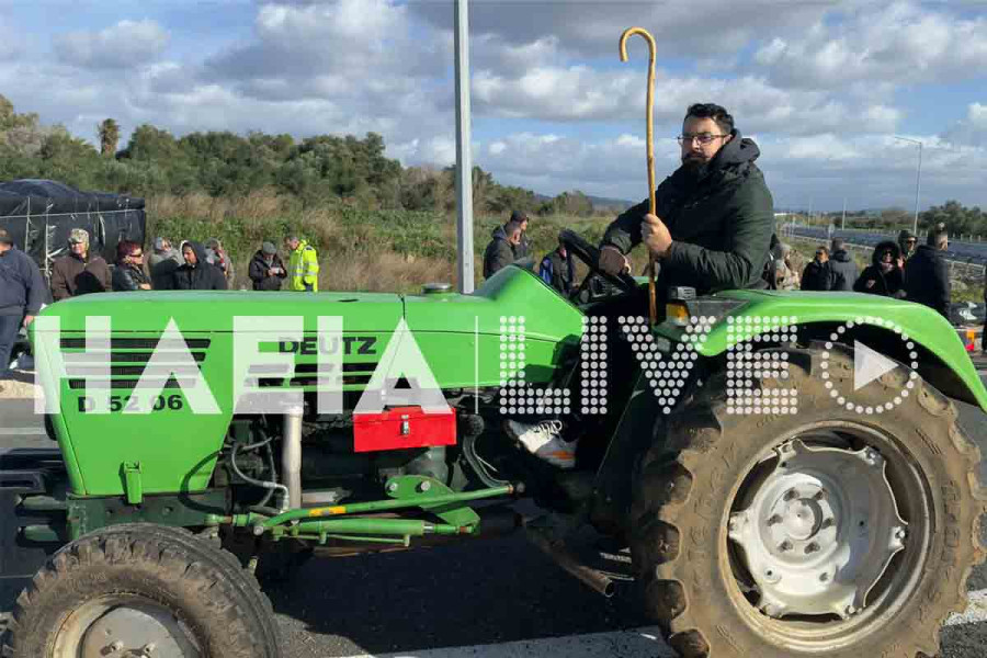 Πύργος: Έκλεισαν για 48 ώρες Πατρών - Πύργου και Ολυμπία Οδό οι αγροκτηνοτρόφοι (photos &amp; video)