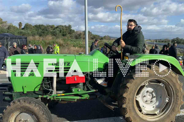 Πύργος: Έκλεισαν για 48 ώρες Πατρών - Πύργου και Ολυμπία Οδό οι αγροκτηνοτρόφοι (photos & video)