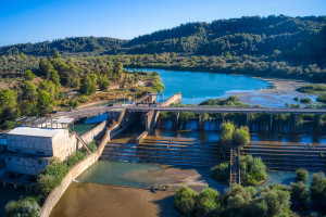 Τελευταία ευκαιρία για το υδροηλεκτρικό εργοστάσιο στο Φλόκα – Διεθνής διαγωνισμός για να μην χαθεί