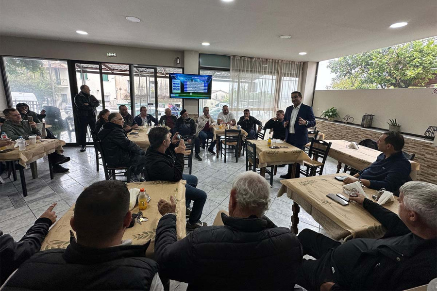 Κατρίνης: Υπάρχει κράτος για να στηρίξει τους κτηνοτρόφους της Ηλείας που καταστρέφονται από τον καταρροϊκό πυρετό;