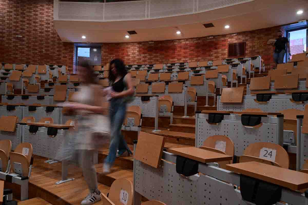 Σε ισχύ οι αμοιβαίες μετεγγραφές φοιτητών με εξαίρεση "από και προς Πανεπιστήμια των νομών Αττικής και Θεσσαλονίκης"